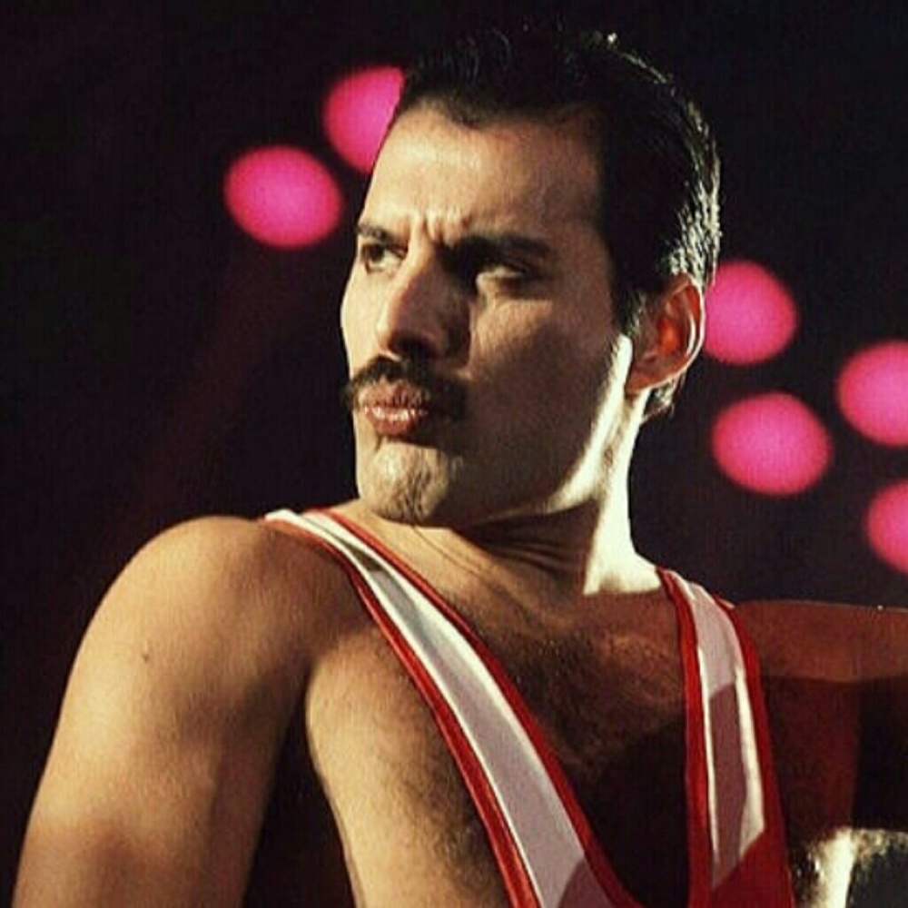 The only acceptable duck-face.